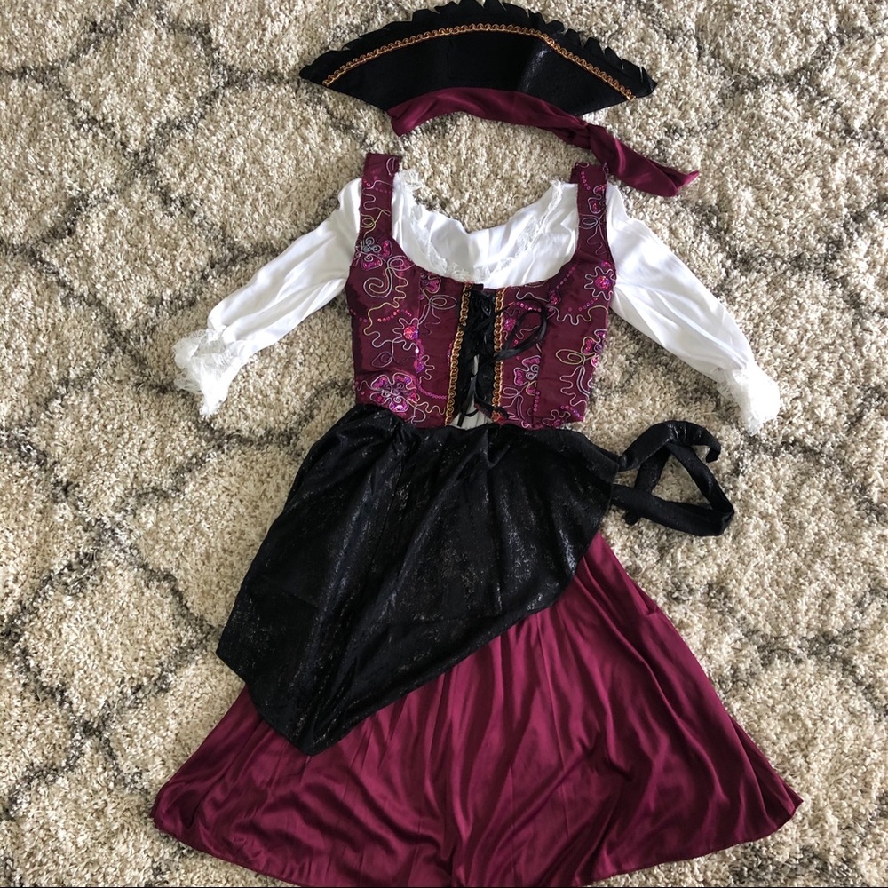 Women Pirate Custom